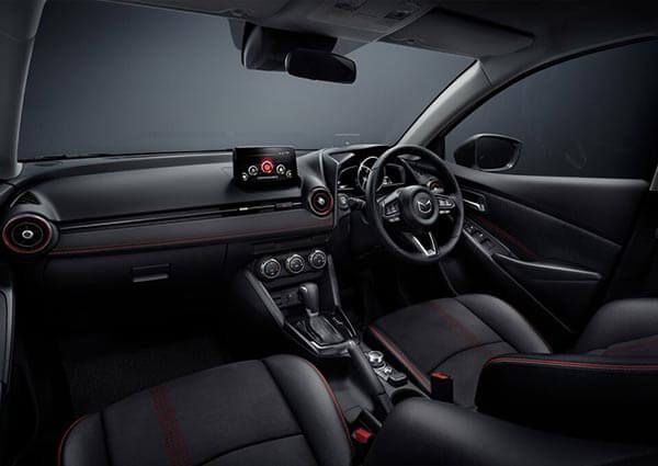 MAZDA 2